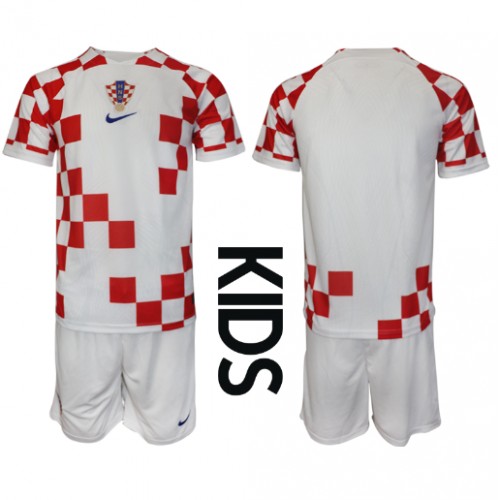 Fotballdrakt Barn Kroatia Hjemmedraktsett VM 2022 Kortermet (+ Korte bukser)